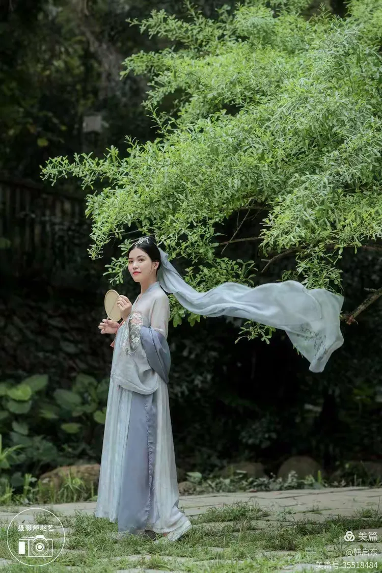 【原创】惜分飞•柳纤纤牵衣袖 泪眼婆娑残酒